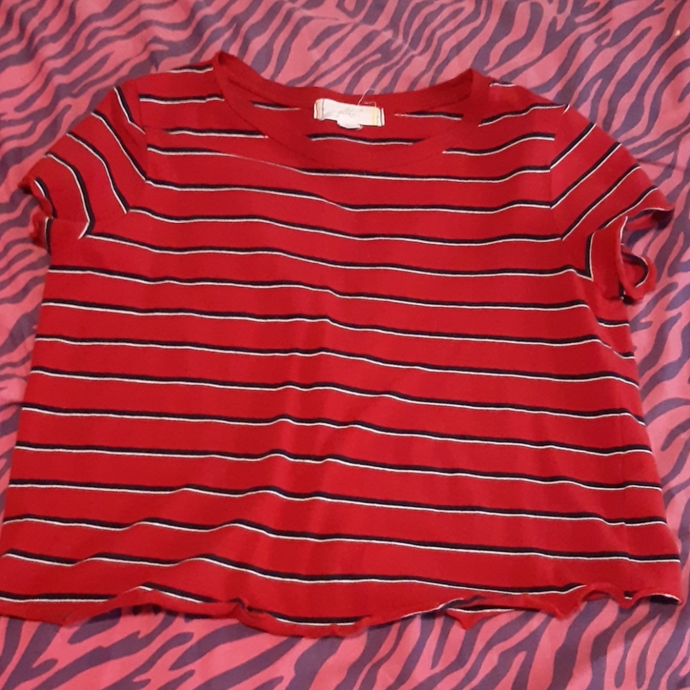 Red crop top♡